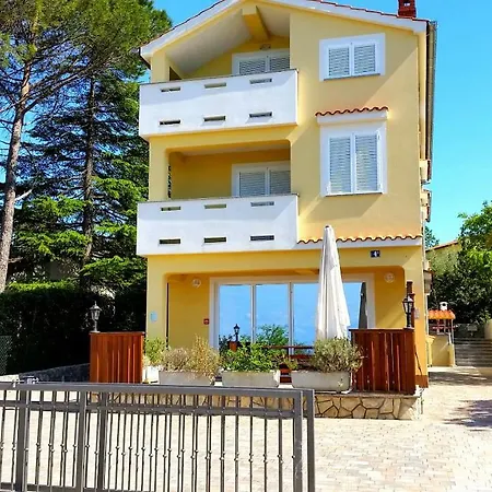 Apartment Bionda *